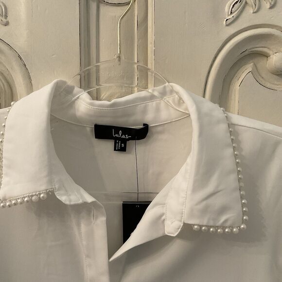 Lulu’s Upscale Composure Blouse Women's S White Pearl Trim Long Sleeve NWT - Picture 5 of 13
